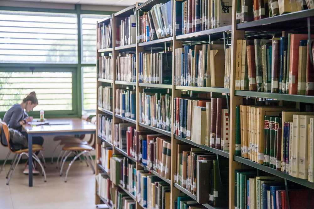 Βιβλία Μαθήματα Κεντρική Βιβλιοθήκη Πανεπιστήμιο Ιωαννίνων 2016 (.jpg)